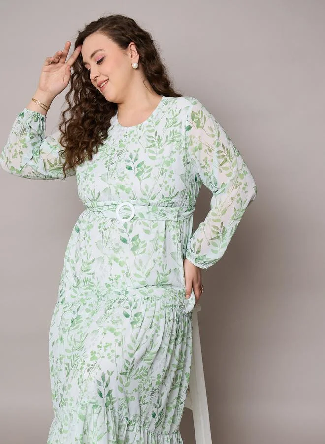 ساسافراس فستان ميدي بمقاس كبير وطبعة زهور