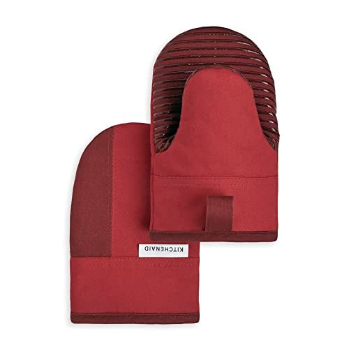 KitchenAid Beacon Two-Tone Non-Slip Mini Oven Mitt Set, Passion Red/Bordeaux, 5.5"x8", 2 Piece - Image 1