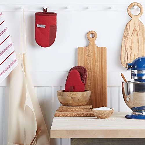KitchenAid Beacon Two-Tone Non-Slip Mini Oven Mitt Set, Passion Red/Bordeaux, 5.5"x8", 2 Piece - Image 2