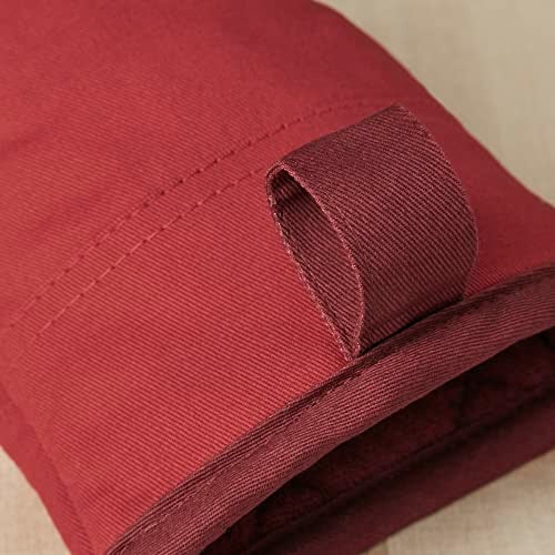 KitchenAid Beacon Two-Tone Non-Slip Mini Oven Mitt Set, Passion Red/Bordeaux, 5.5"x8", 2 Piece - Image 4