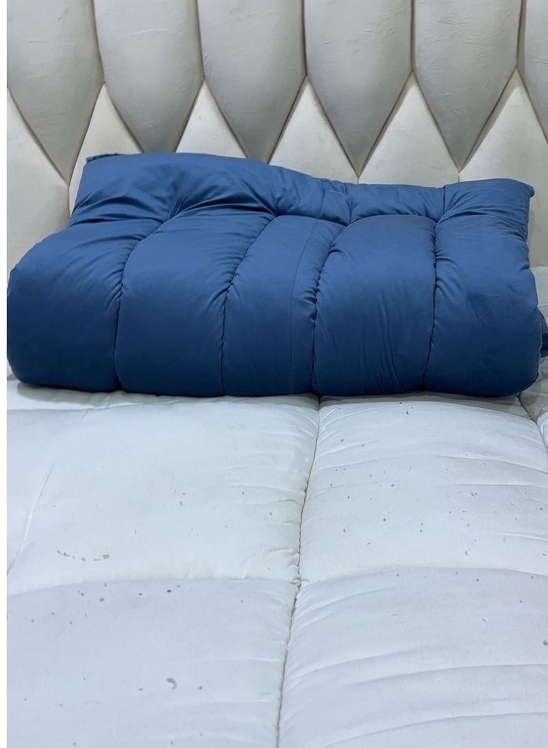 Velvet sleeping blanket for camps and rest houses, soft to the touch, made of high-quality materials, blanket for one person, size 180*90*8 cm - Image 1