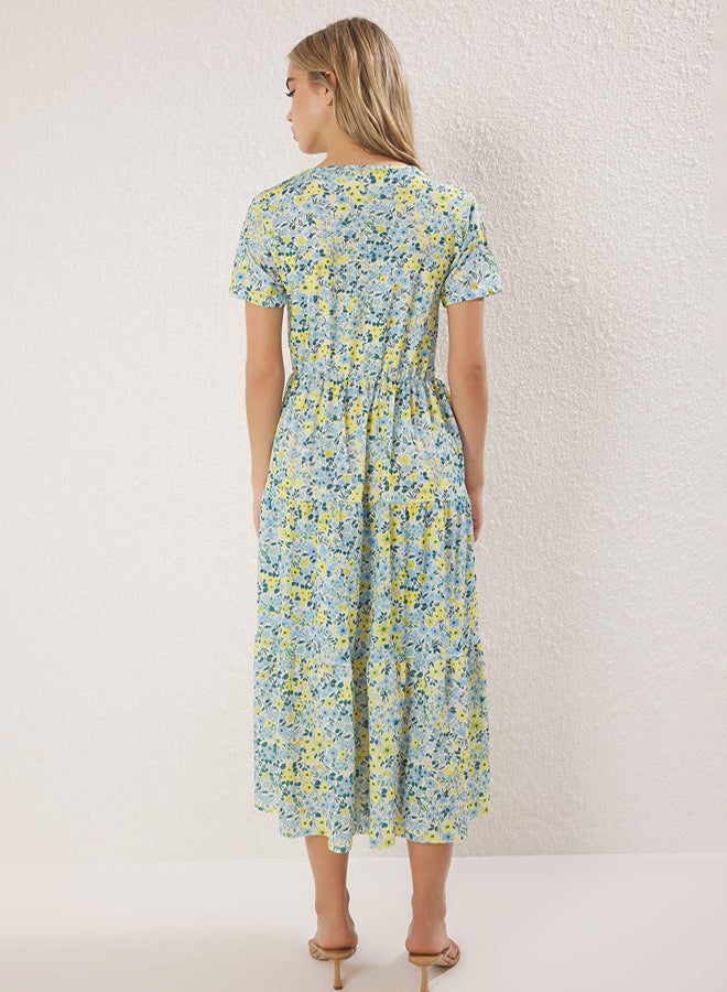 trendyol Yellow Floral Printed Double Breasted Stretchy Skater/Waist Cut Midi Knitted Dress - Image 4