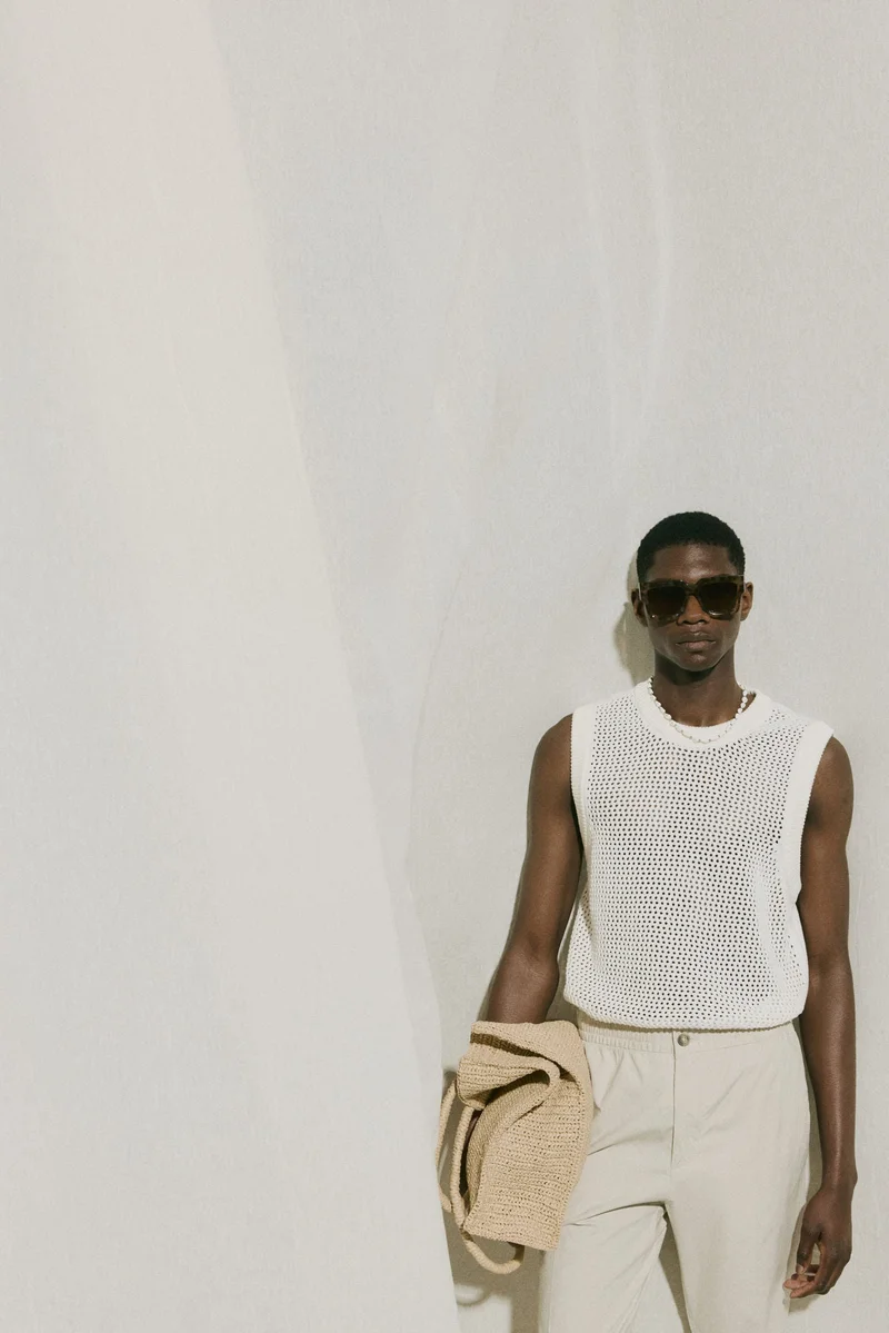 H&M Regular Fit Cropped cotton trousers