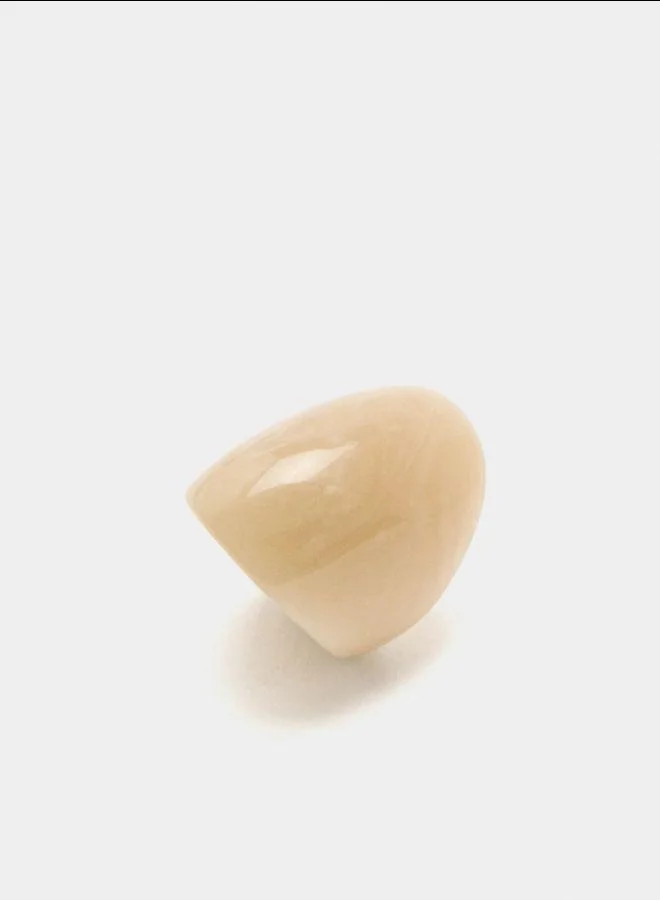 بارفوا تأثير حجر الراتنج مع حلقة