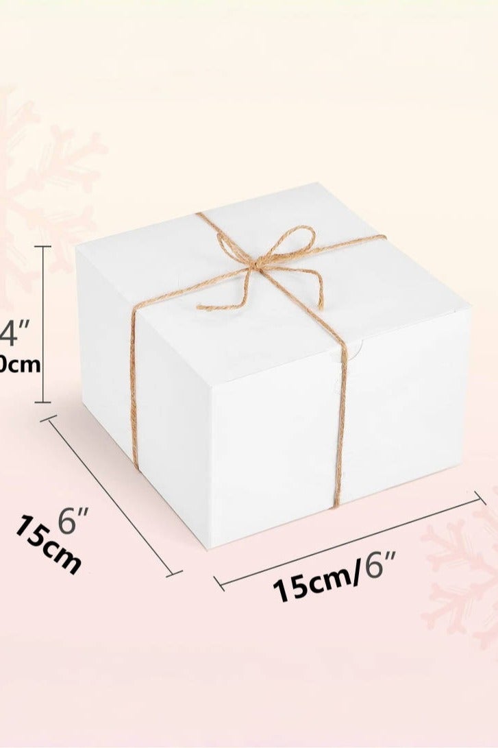 مجموعة من 10 صناديق هدايا مع حبل وعلامات، صناديق هدايا بيضاء، 15*15*10 سم، صندوق اقتراح وصيفة العروس DIY، قابل لإعادة التدوير، صندوق قابل للطي لحفلات الزفاف وحفلات أعياد الميلاد - Image 4