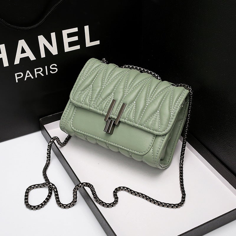 Ladies Bag Export 2024 Women'S Bag Shoulder Bag Fashion Pleated Small Square Bag Shoulder Bag Chain Bag - Image 1