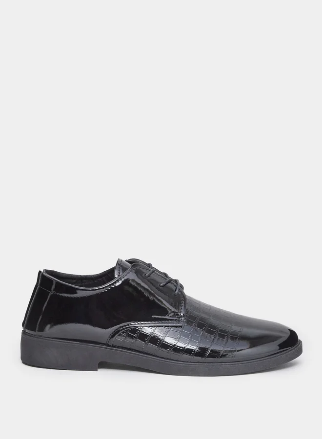 Styli Styli Black Patent Textured Oxford Shoes