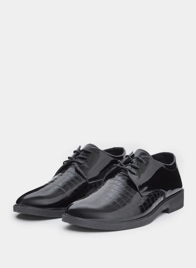 Styli Styli Black Patent Textured Oxford Shoes