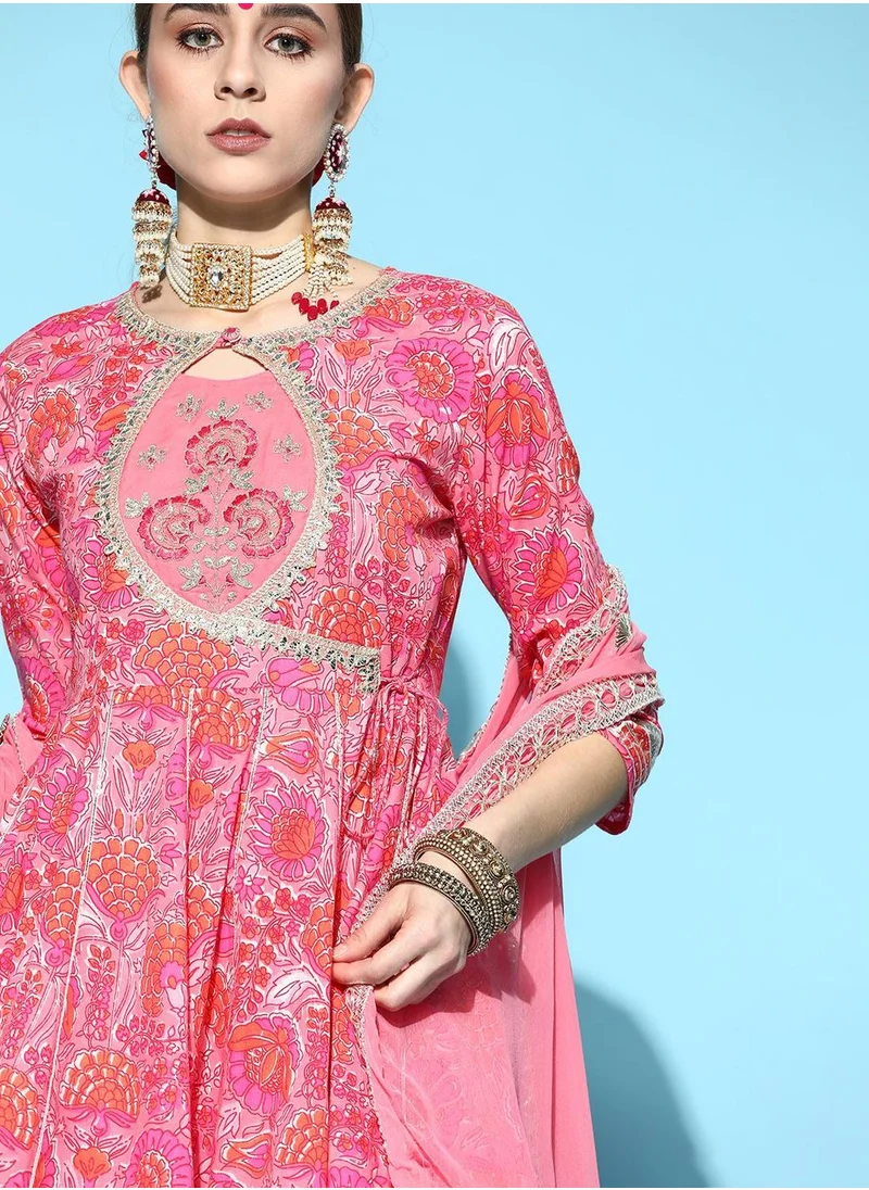 ISHIN Pink Kurta Set Straight Fit 3/4 Sleeve Sleeve made from Cotton featuring Self Design design and Round Neck neckline - Perfect for Ethinic!