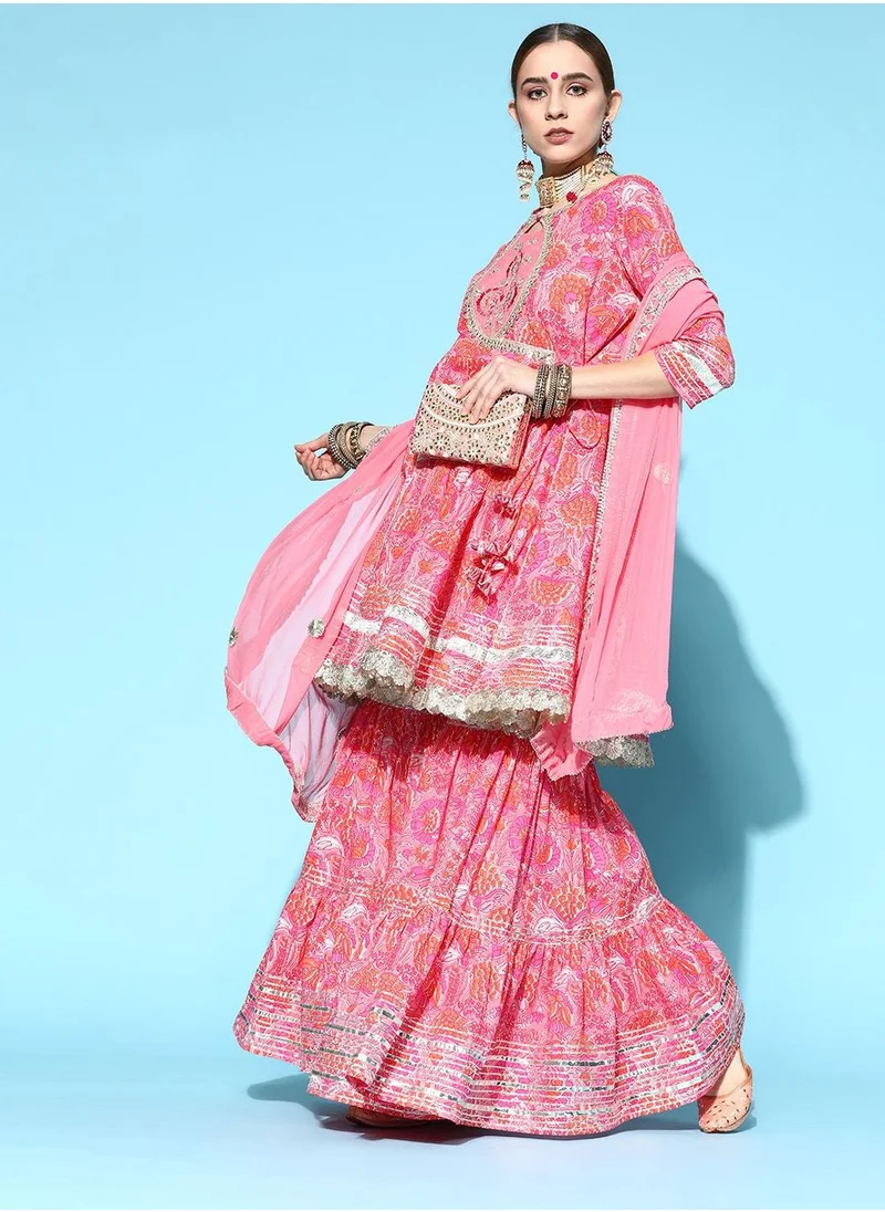 ISHIN Pink Kurta Set Straight Fit 3/4 Sleeve Sleeve made from Cotton featuring Self Design design and Round Neck neckline - Perfect for Ethinic!