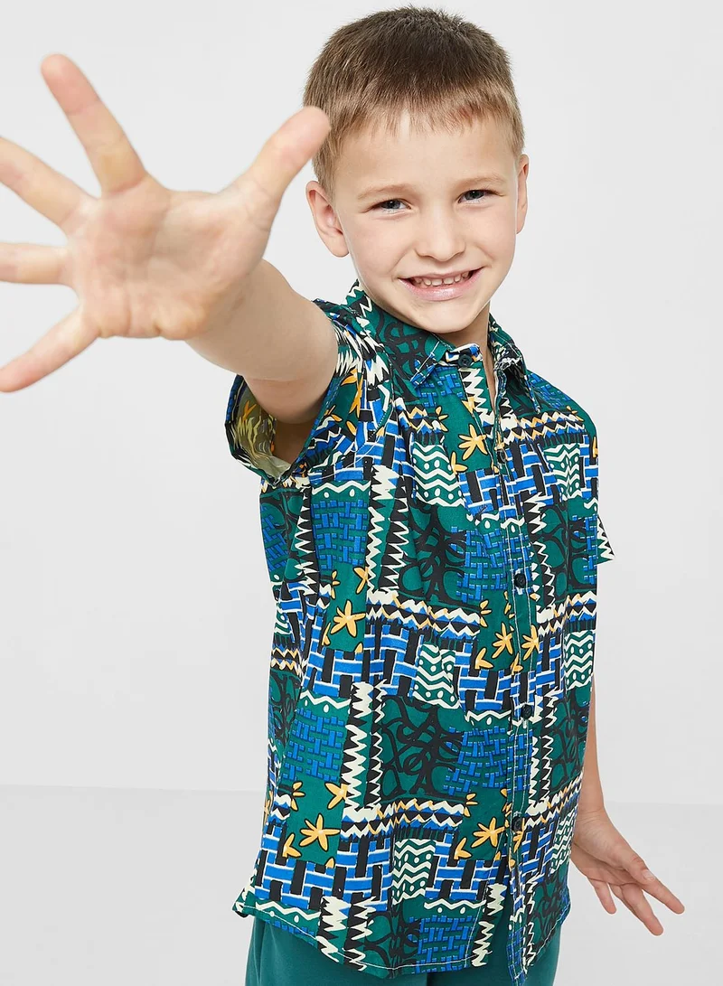 Pinata Printed Shirt & Shorts Set