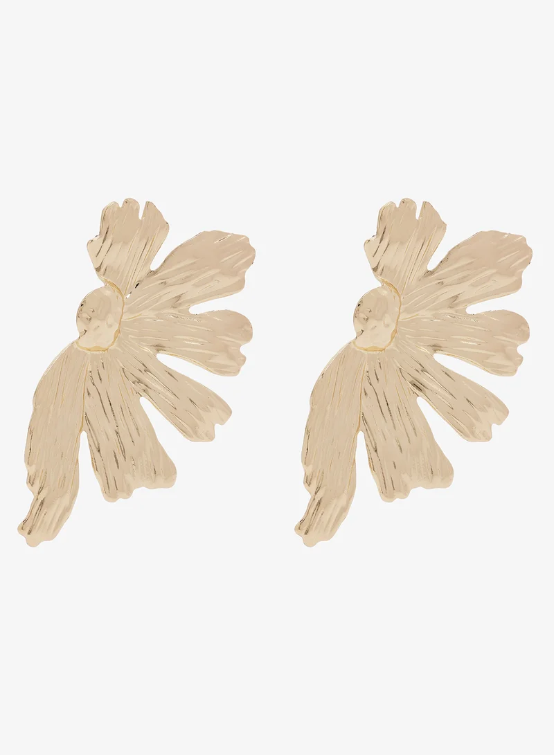 جينجر Chunky Asymmetical Gold Earrings