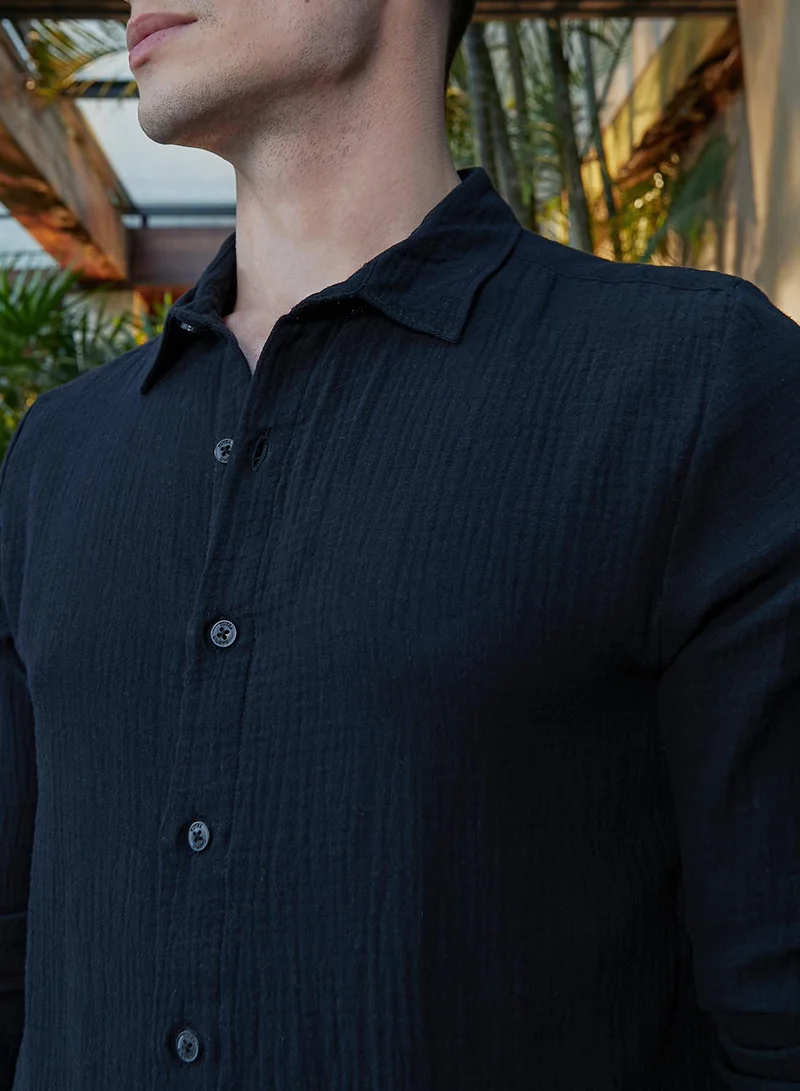 Campus Sutra Men's Midnight Black Breezy-Weave Shirt