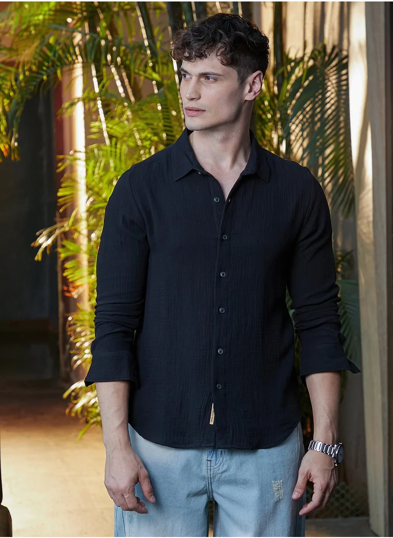 Campus Sutra Men's Midnight Black Breezy-Weave Shirt