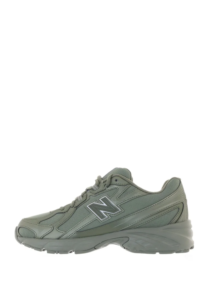 New Balance 740