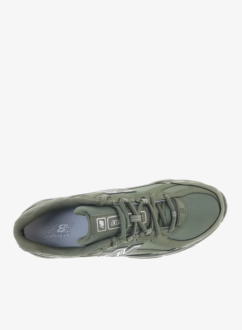 New Balance 740