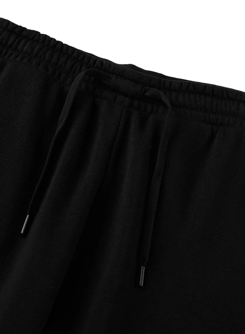 GIORDANO Men's French Terry Mid Rise Relaxed Tapered Fit Classic Print Knit Joggers