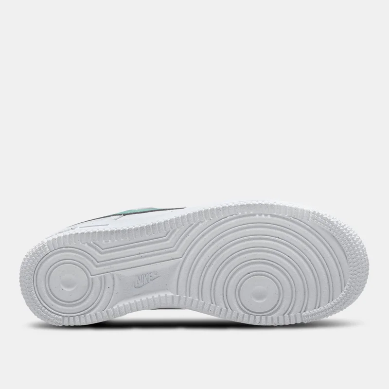 Nike Women's Air Force 1 '07 Next Nature Shoes