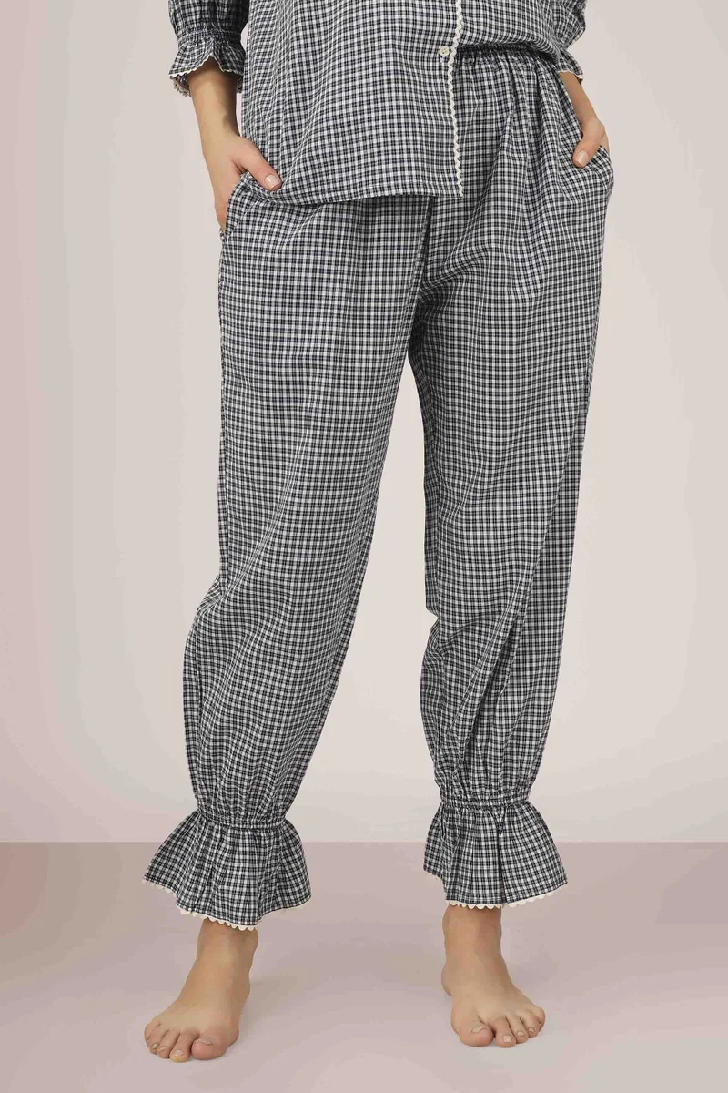 افتر دارك طقم بيجامة مطرزة عتيقة