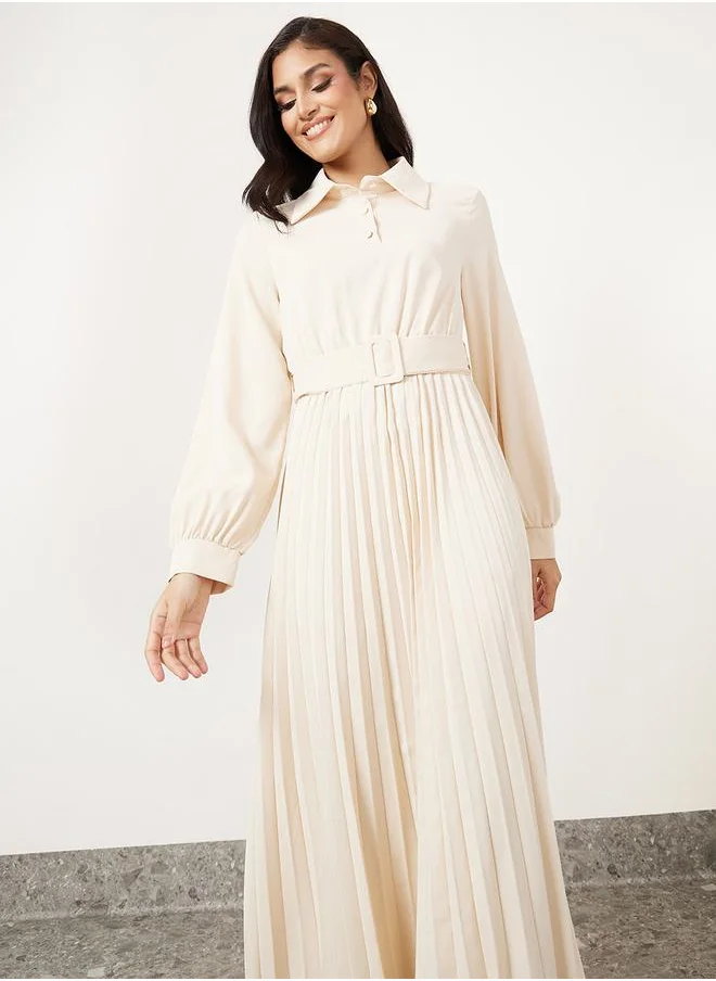 Styli Pleated Hem Belted A-Line Maxi Dress