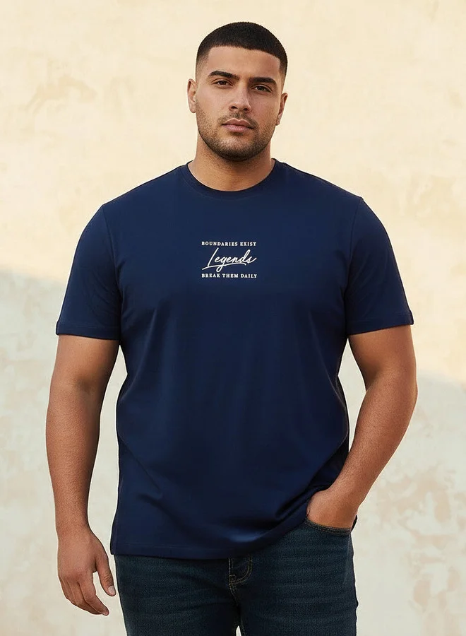 ماكسيم Men Regular Fit Crew Neck Short Sleeves Slogan Print T-shirt