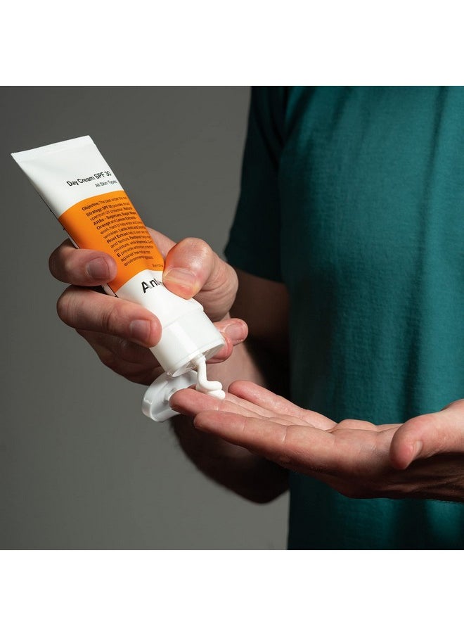 Anthony كريم نهاري SPF 30 مرطب وجه للرجال مع واقي الشمس لوشن مضاد للشيخوخة وواقي شمس واسع الطيف تركيبة خفيفة غير مسددة للمسام لجميع أنواع البشرة 3 أونصة سائلة  - Image 3