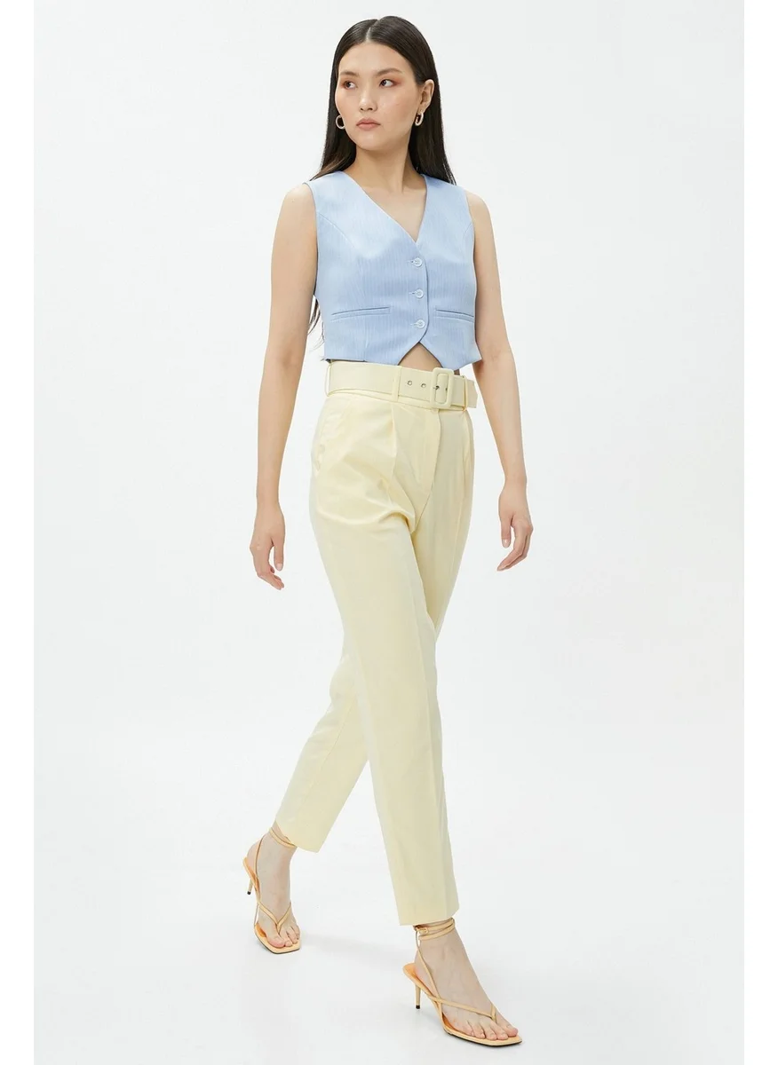 كوتون Women's Pocket Belted Slim Leg Carrot Trousers