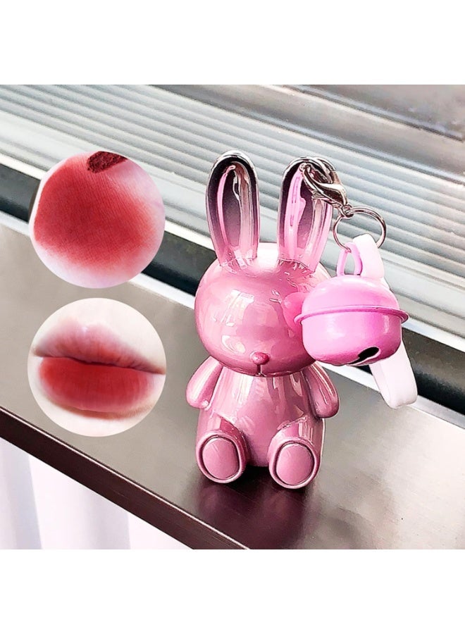 دب جيجي كريم الشفاه المخملي "بينك رابيت" (Pink Rabbit) من Gege Bear – أحمر شفاه مطفي (Matte) للنساء، يدوم طويلاً ومقاوم للماء، خفيف الوزن وعالي الصبغة، لا يسبب الجفاف، مرطب وناعم القوام، متوفر بدرجات الأحمر الهادئ والنيود (Nude) لتناسب جميع ألوان البشرة (الدرجة 04 - Berry، 1.8 جم). - Image 1