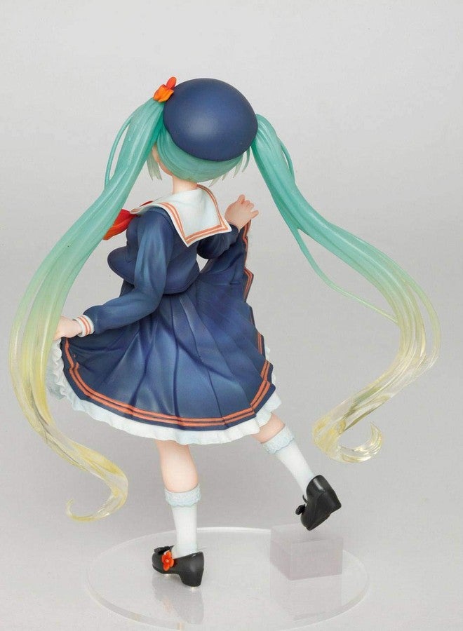 Taito 7" Hatsune Miku 3rd Season Autumn Version Figure - Image 3