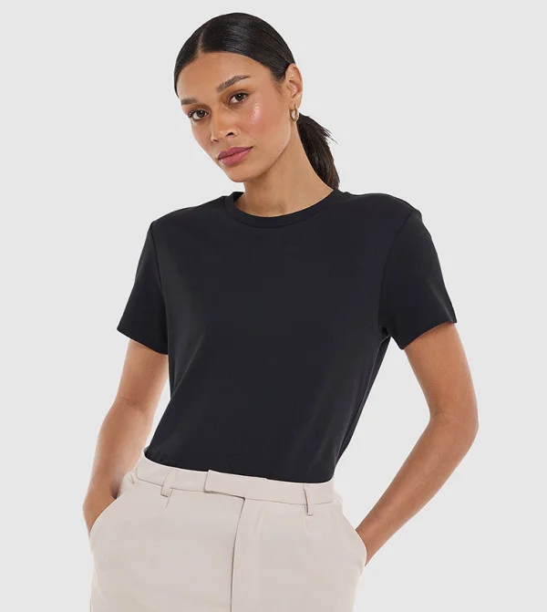 بي سي بي جي BCBG T Shirt With Line Embroidery