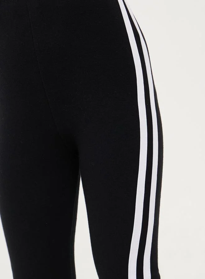 Styli High Rise Contrast Side Striped Legging
