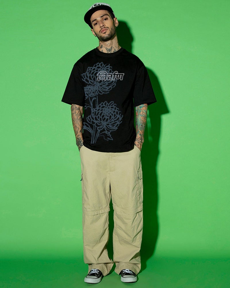 bewakoof Men's Jet Black Nirvan Graphic Printed Oversized T-shirt - Image 5