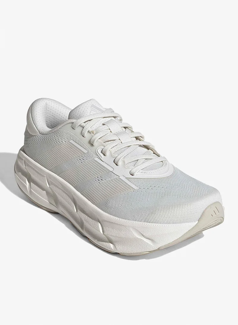 Adidas CLOWHI/ZEROMT/FTWWHT Questar 4 for Women | Best Price UAE