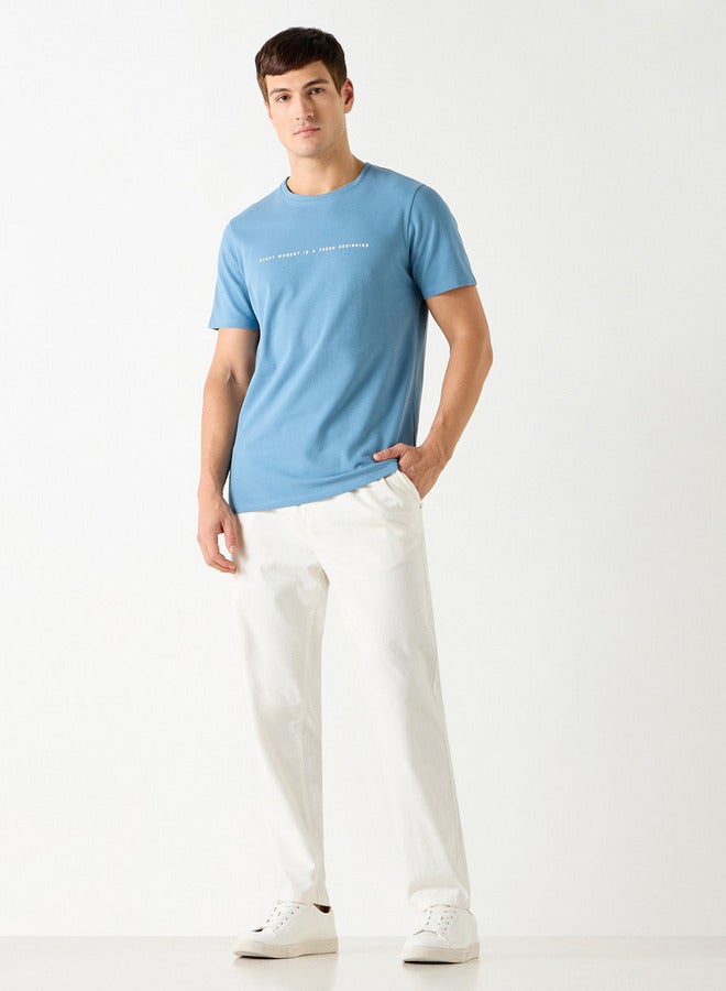 ايكونيك تيشيرت بياقة ضيقة وأكمام قصيرة وطبعات شعار من آيكونيك - Image 2