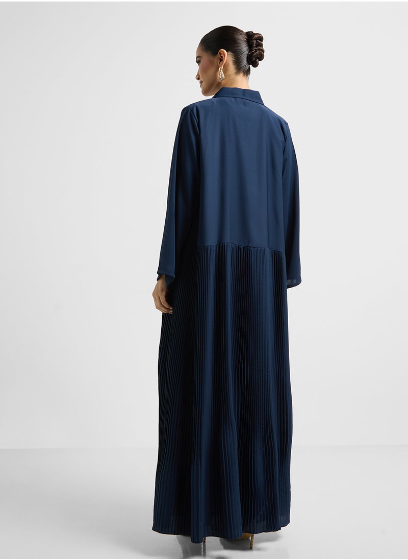 Khizana Pleated Abaya With Inner Dress & Sheila  - Image 2