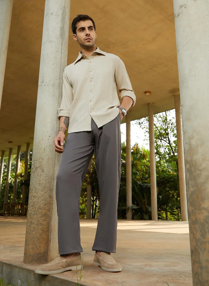 Campus Sutra  Men's Charcoal Black Straight Pleated Trousers for Men | Best Price UAE