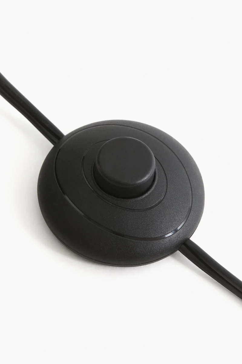 اتش اند ام مصباح أرضي بغطاء ورقي