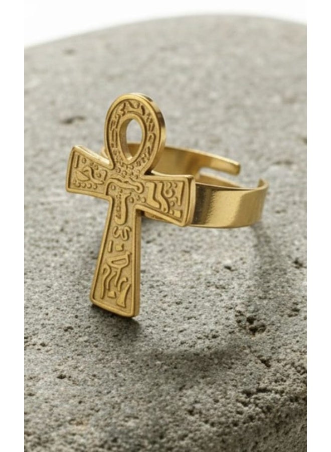 Luxuria An elegant 18-karat gold-plated ring with an antique design inspired by the ancient Egyptian ankh (key of life), suitable for both men and women. Made of solid stainless steel, this ancient Egyptian protection ring is one size fits all. - Image 1