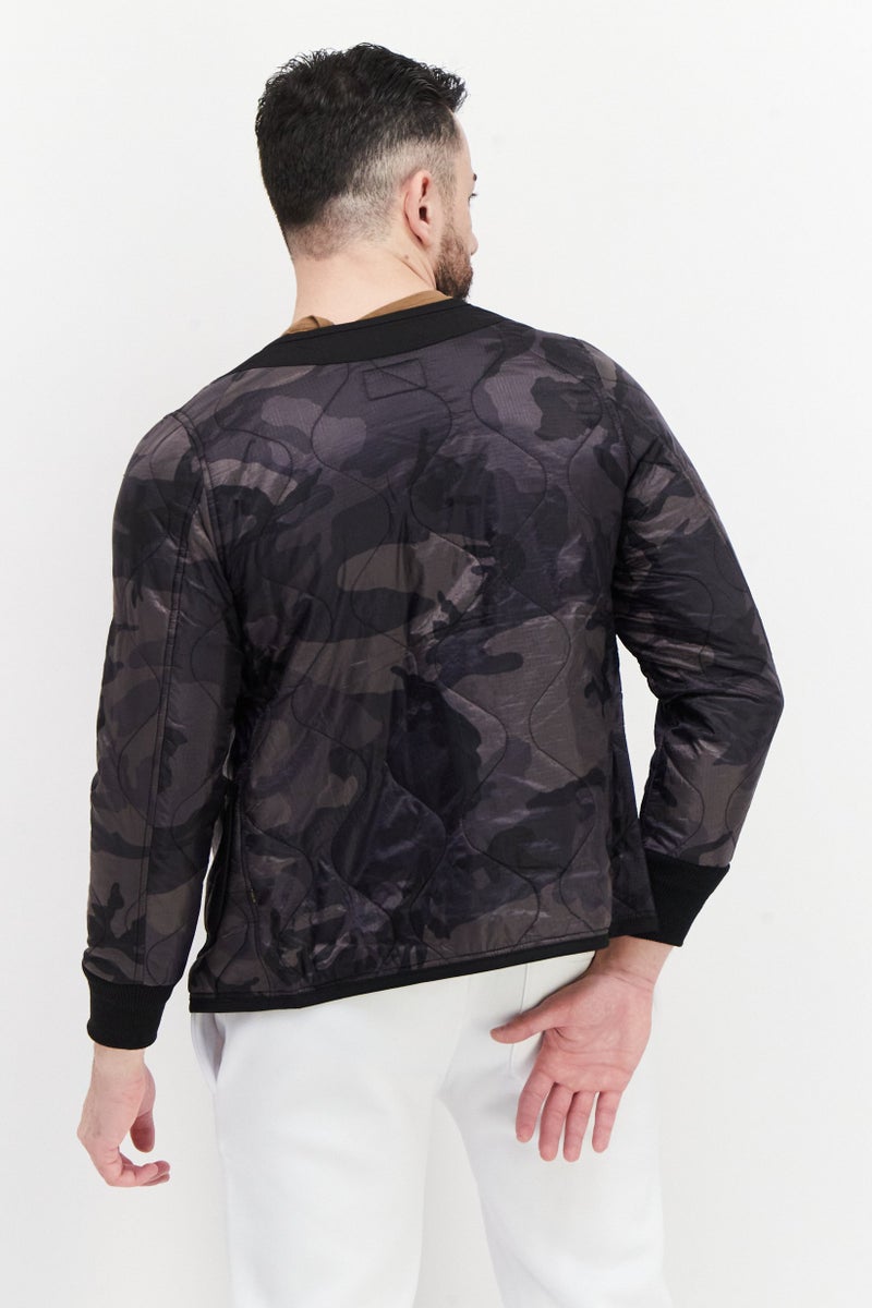 Alpha Industries جاكيت مبطن بأكمام طويلة للرجال بتصميم تمويه، مزيج رمادي - Image 3