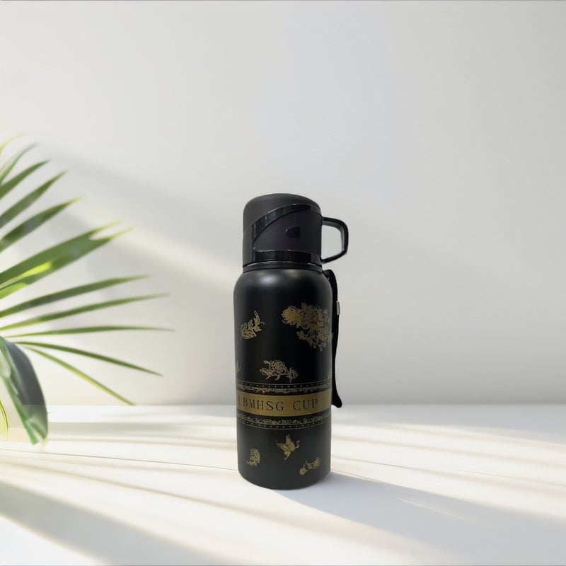 واي دي كوب أسود بغطاء مزدوج - زجاجة ماء معزولة من الفولاذ المقاوم للصدأ بتصميم أنيق، سعة كبيرة، محمولة للاستخدام الخارجي والرياضات - Image 1