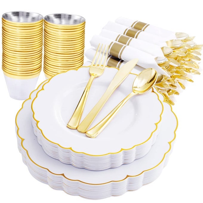 175PCS GOLD PLASTIC PLATESWHITE GOLD DISPOSABLE PLATES WITH PRE ROLLED NAPKINS25 DINNER PLATES25 DESSERT PLATES25 SPOONS25 FORKS25KNIVES25CUPS25NAPKINS FOR PARTY FATHERS DAY