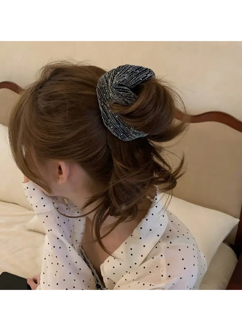 Goolsky New Year Festival Gifts Include Stylish And Exquisite Hair Accessories, Featuring a New Design of a Mesh Bun with Flower Embellishments, Faux Pearl Accents, And a Vintage Charm. These Cute, High-Elastic Hair Ties Make Perfect Presents. - Image 3