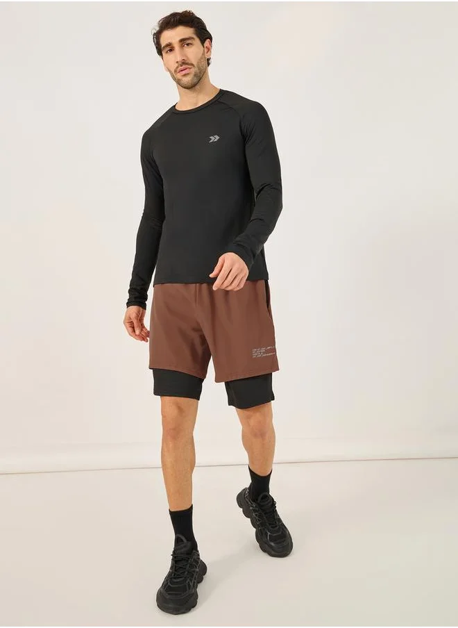 ستايلي 2In1 Running Shorts with Minimal Print & Zip Pocket Detail