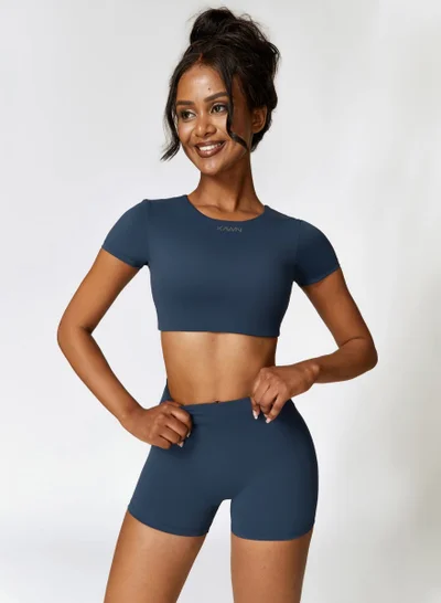 KAWN.YOGA Womens Crop Top Shirt Short Sleeves - Padded Low Impact Workout Yoga Shirt with Removable Built in Bra