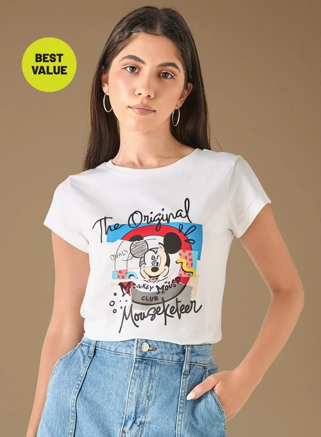 اس بي كاركترز تيشيرت بياقة ضيّقة وأكمام قصيرة وطبعات ميكي ماوس