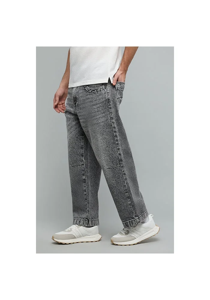 R&b  Washed Straight Fit Jeans with Button Closure for Men | Best Price UAE
