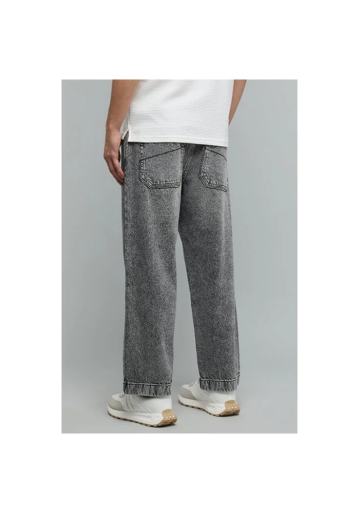 R&b  Washed Straight Fit Jeans with Button Closure for Men | Best Price UAE