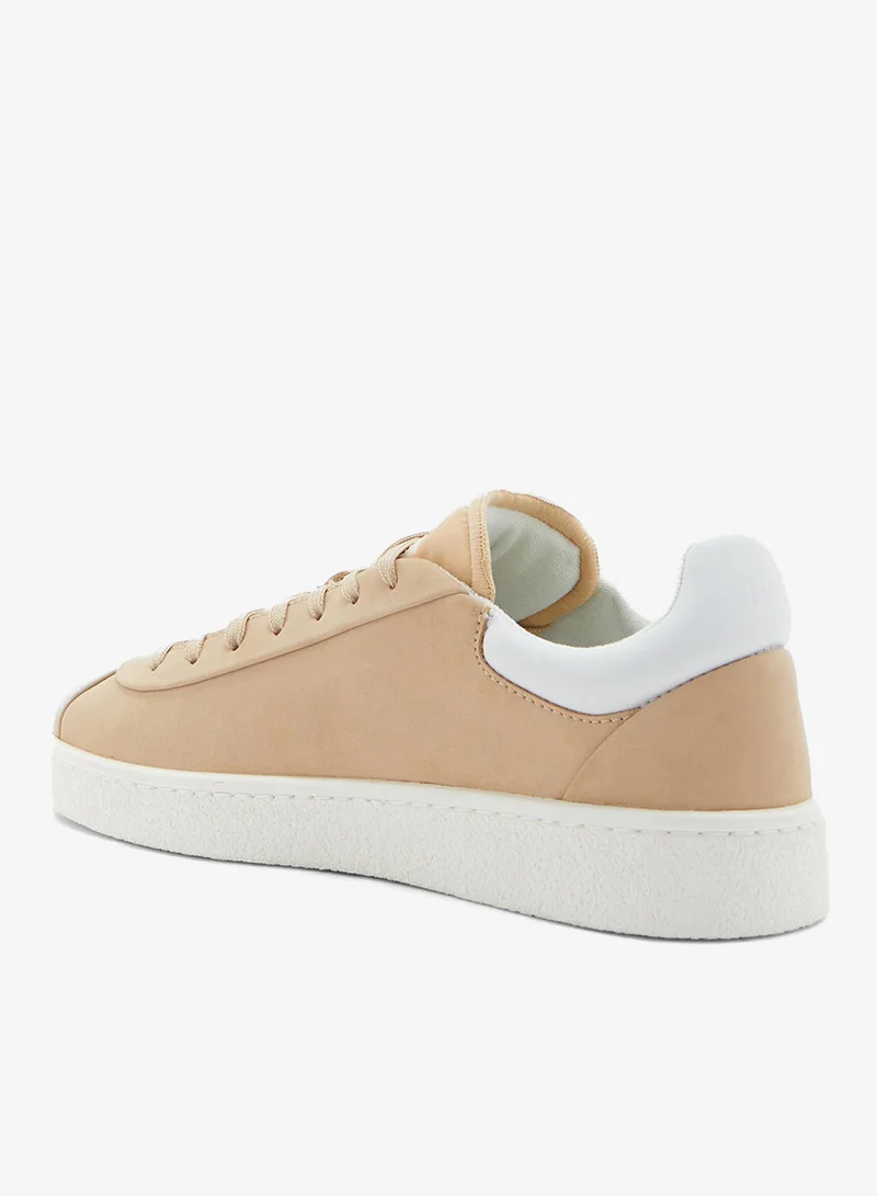 لاكوست سنيكرز بيس شوت لو توب