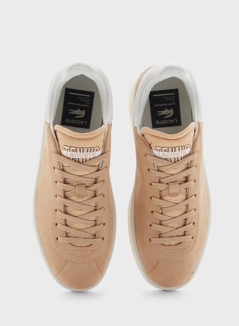 LACOSTE حذاء باسسشوت منخفض الكعب  - Image 4