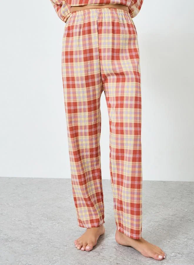 Styli Checkered Top and Straight Pyjama Set